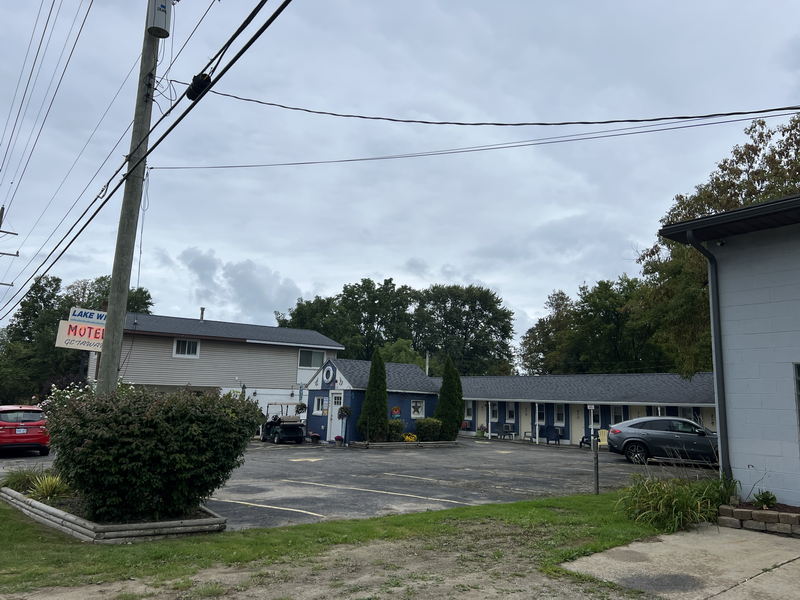 Lakewinds Motel (Lake Winds Motel, Reiferts Colonial Tourist Court)) - Sept 10Th 2023